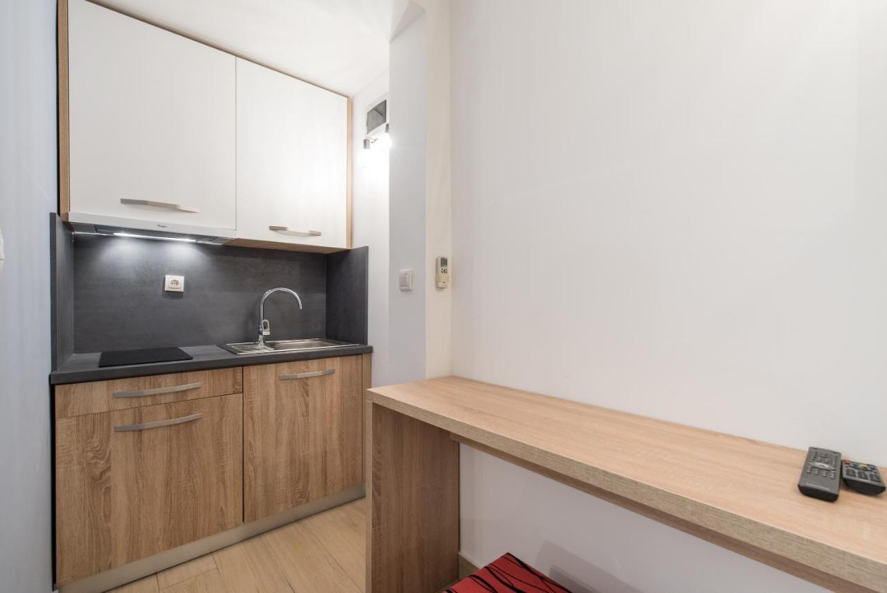 Beachfront Apartments Zanic 포드스트라나 객실 사진